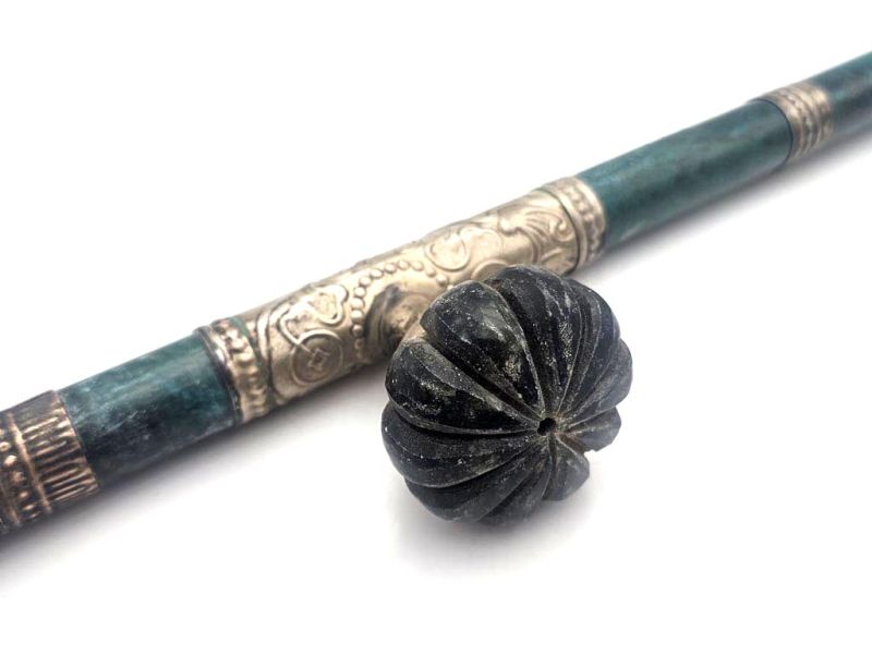 Cliquez sur la vignette pour agrandir et survolez la photo pour zoomer Pipe à opium chinoise de style Qing – Reproduction âgée de 30ans - Verte 2