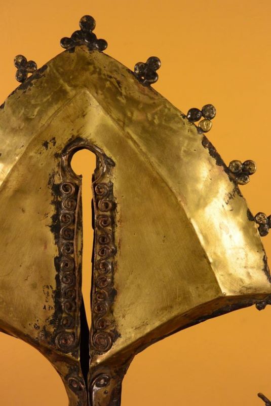 Cliquez sur la vignette pour agrandir et survolez la photo pour zoomer Ancien Bijou Indonésien - Grand Mamouli de Sumba - Buffle 5