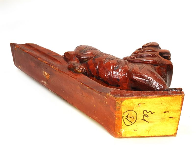 Cliquez sur la vignette pour agrandir et survolez la photo pour zoomer Ancien Lion gardien chinois Laqué marron 4