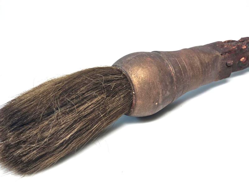 Cliquez sur la vignette pour agrandir et survolez la photo pour zoomer Ancien Pinceau à Manche Dragon Sculpté – Légendes Calligraphiques de la Dynastie Qing 2