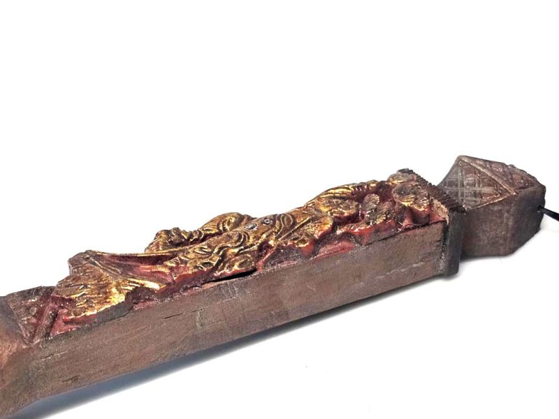 Cliquez sur la vignette pour agrandir et survolez la photo pour zoomer Ancien Pinceau Impérial en Bois Doré – Chef‑d’Œuvre Artistique de la Dynastie Qing 4