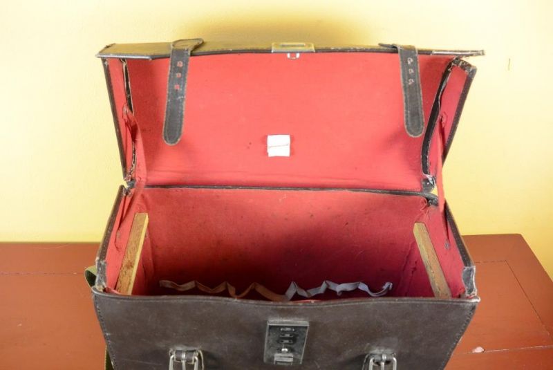 Cliquez sur la vignette pour agrandir et survolez la photo pour zoomer Ancienne Boite Chinoise - Année 70 - Médecine 5