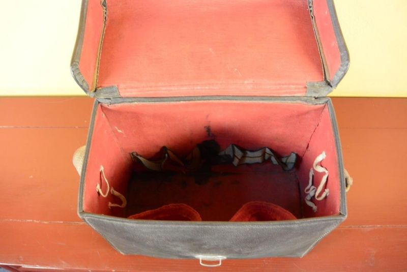 Cliquez sur la vignette pour agrandir et survolez la photo pour zoomer Ancienne Boite Chinoise - Année 70 - Médecine 5