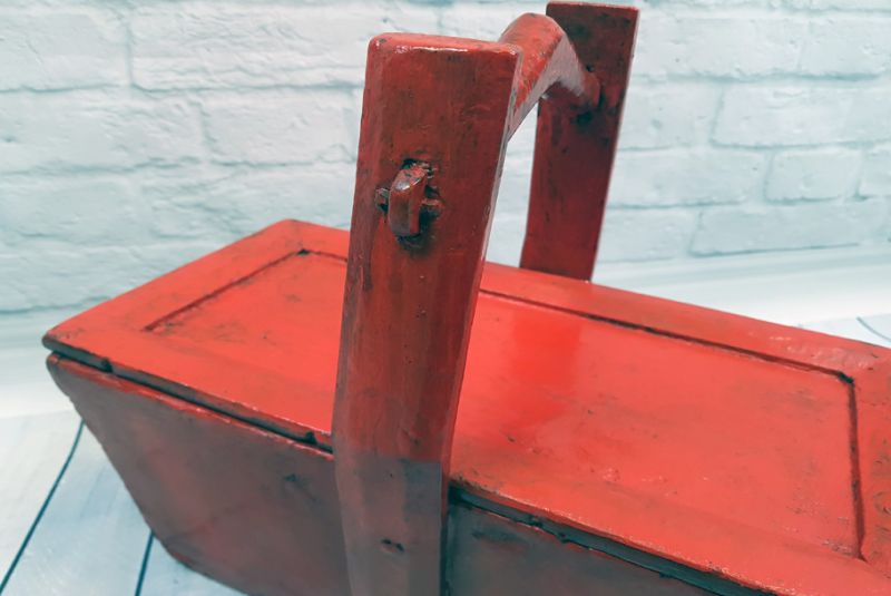 Cliquez sur la vignette pour agrandir et survolez la photo pour zoomer Ancienne Boite Chinoise Panier en bois rouge 2