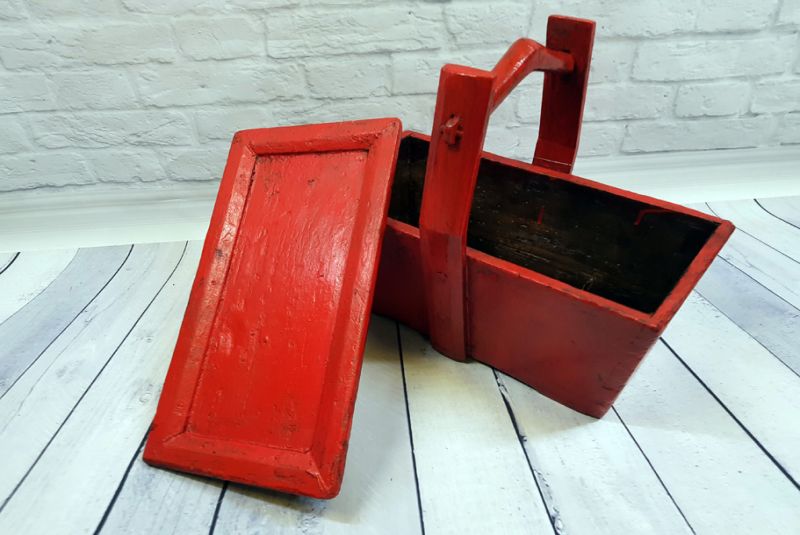 Cliquez sur la vignette pour agrandir et survolez la photo pour zoomer Ancienne Boite Chinoise Panier en bois rouge 4