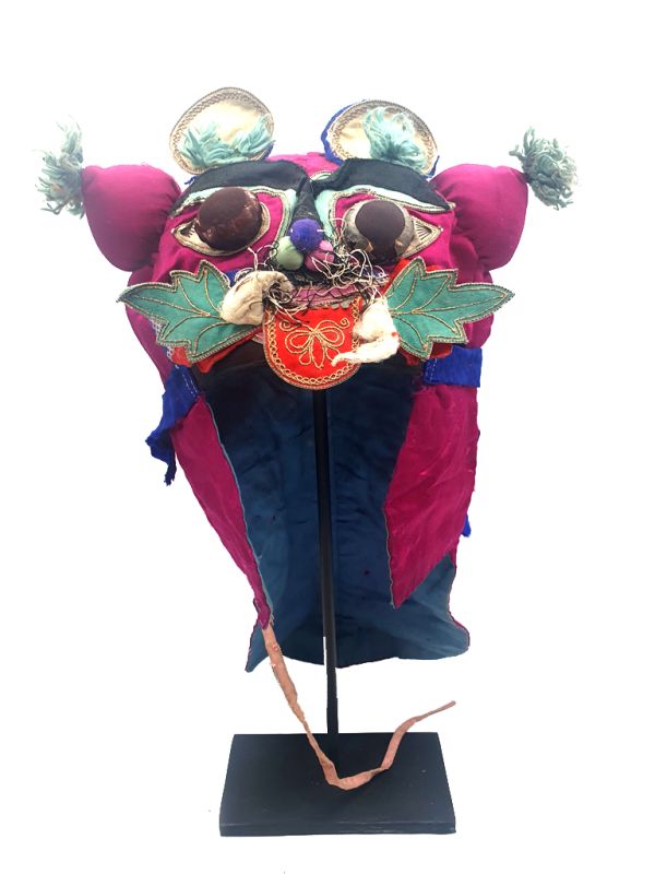 Cliquez sur la vignette pour agrandir et survolez la photo pour zoomer Ancienne Coiffe d'enfant 2