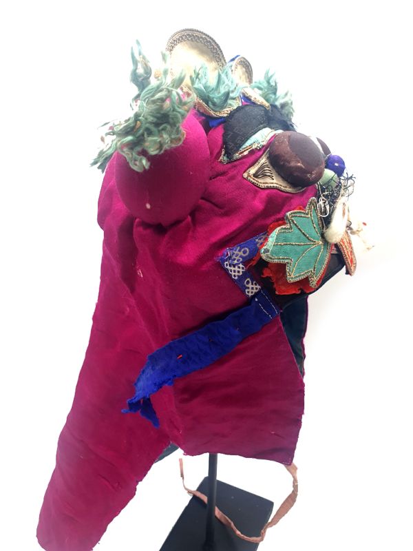 Cliquez sur la vignette pour agrandir et survolez la photo pour zoomer Ancienne Coiffe d'enfant 3