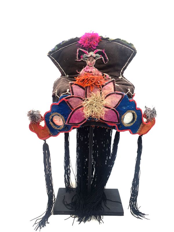 Cliquez sur la vignette pour agrandir et survolez la photo pour zoomer Ancienne Coiffe d'enfant Maman et Papa 2