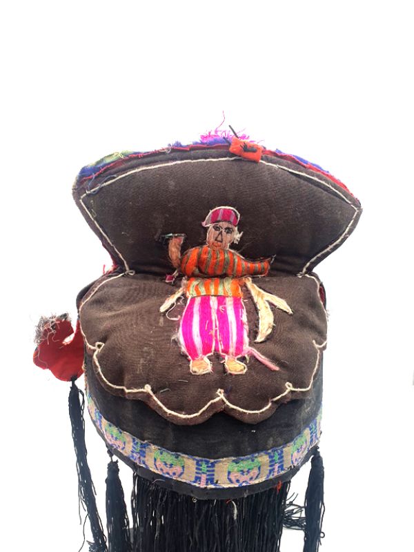 Cliquez sur la vignette pour agrandir et survolez la photo pour zoomer Ancienne Coiffe d'enfant Maman et Papa 5