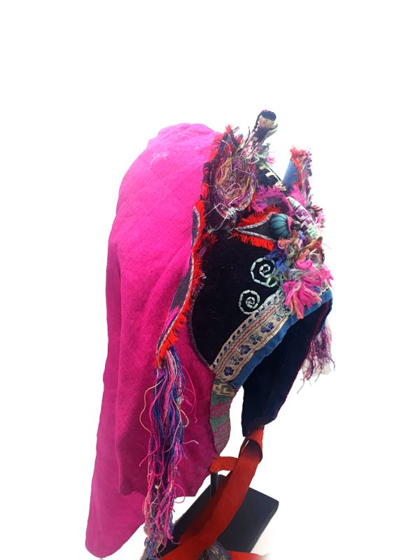 Cliquez sur la vignette pour agrandir et survolez la photo pour zoomer Ancienne Coiffe d'enfant Minorité Miao 3