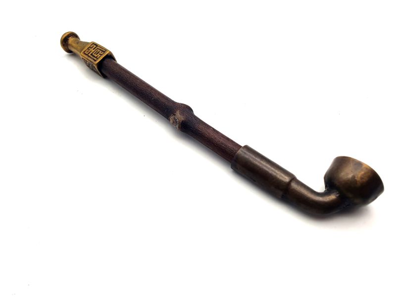 Cliquez sur la vignette pour agrandir et survolez la photo pour zoomer Ancienne Pipe Chinoise Bambou et laiton 3