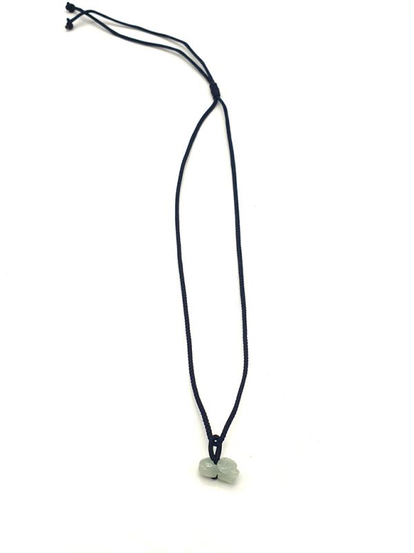 Cliquez sur la vignette pour agrandir et survolez la photo pour zoomer Astrologie chinoise Signe du Zodiaque en Jade Boeuf 4