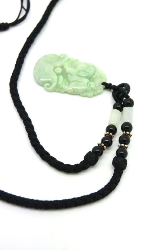 Cliquez sur la vignette pour agrandir et survolez la photo pour zoomer Astrologie chinoise Signe du Zodiaque en Jade Cochon 2