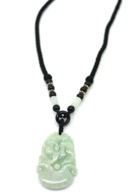 Cliquez sur la vignette pour agrandir et survolez la photo pour zoomer Astrologie chinoise Signe du Zodiaque en Jade Cochon 3