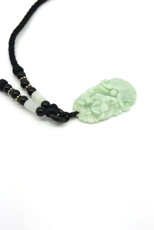 Cliquez sur la vignette pour agrandir et survolez la photo pour zoomer Astrologie chinoise Signe du Zodiaque en Jade Cochon 4