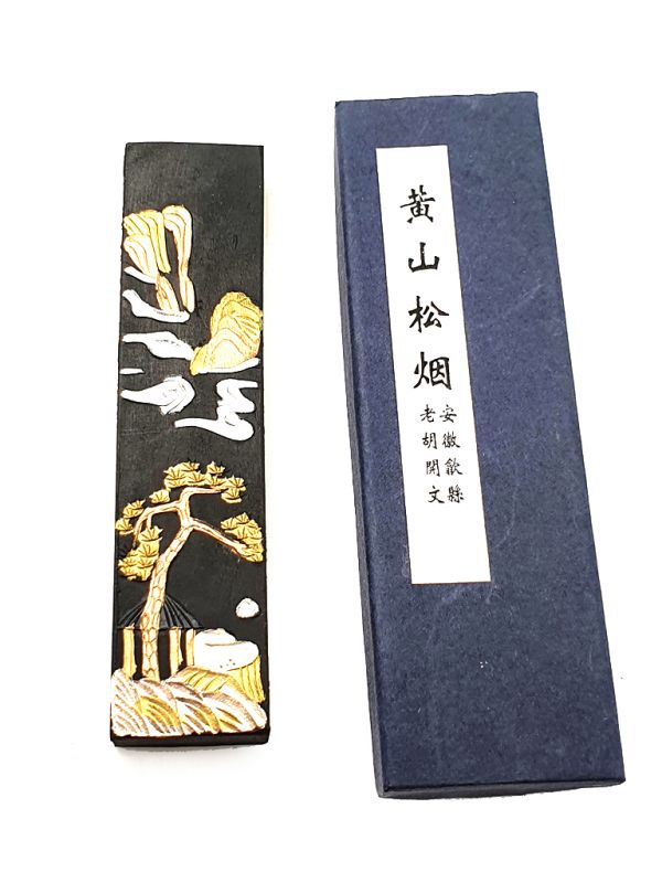 Cliquez sur la vignette pour agrandir et survolez la photo pour zoomer Bâton encre de Chine et Japon - Bonne qualité - Pin - décor: Paysage chinois - 31g 2