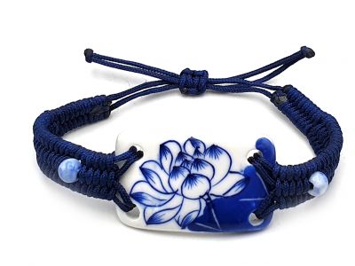 Bijoux Céramique - Collection Blanc Bleu - Bracelet - Chine - Grande fleur de lotus Bijoux Céramique - Collection Blanc Bleu - Bracelet - Chine - Grande fleur de lotus