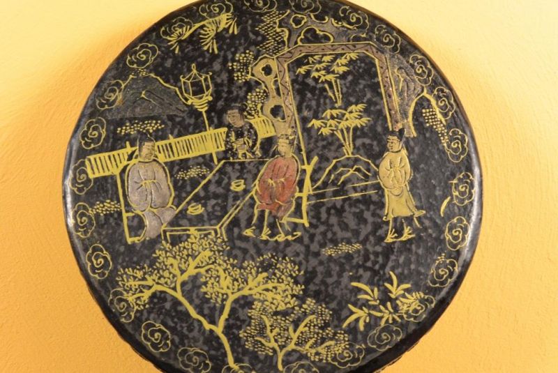 Cliquez sur la vignette pour agrandir et survolez la photo pour zoomer Boite en Laque Chinoise - Noir et or 4