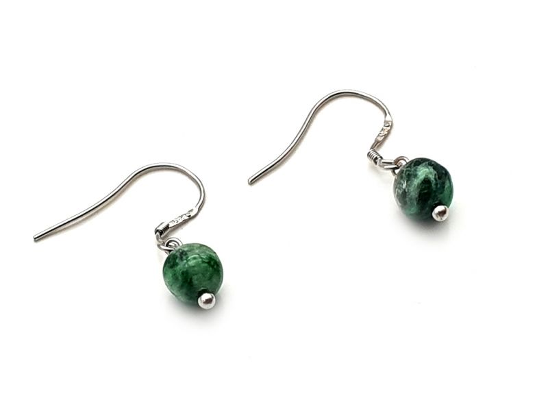 Cliquez sur la vignette pour agrandir et survolez la photo pour zoomer Boucles D'oreilles Jade - catégorie A - Avec Certificat - Perle verte - 6mm 2