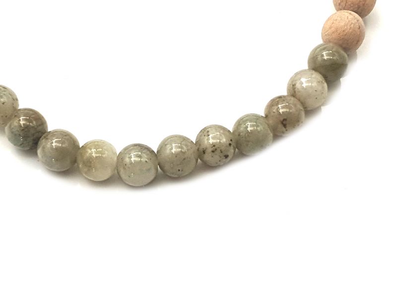 Cliquez sur la vignette pour agrandir et survolez la photo pour zoomer Bracelet en Jade et bois - 6mm - Camphre et jade vert tacheté 2