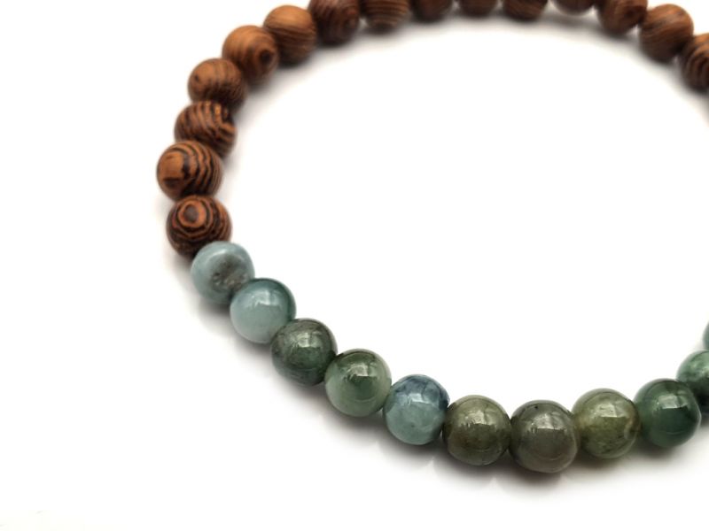 Cliquez sur la vignette pour agrandir et survolez la photo pour zoomer Bracelet en Jade et bois - 6mm - Palissandre d'Afrique et jade vert foncé translucide 3