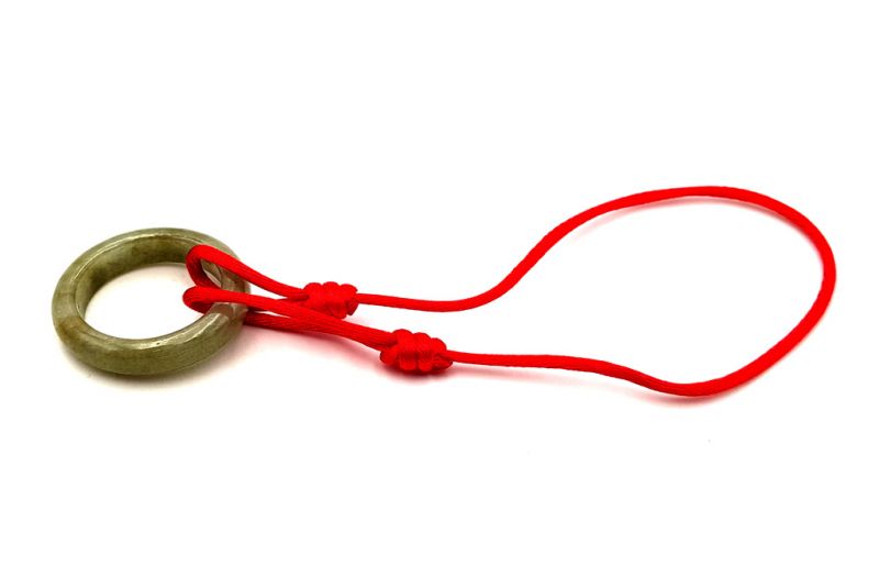 Cliquez sur la vignette pour agrandir et survolez la photo pour zoomer Bracelet Pi Chinois en Jade véritable - Style Dinhvan Cercle Vert / Cordon Rouge 3