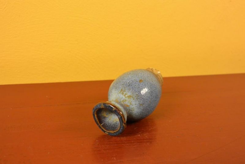 Cliquez sur la vignette pour agrandir et survolez la photo pour zoomer Céramique Chinoise - Petite Potiche 5 3