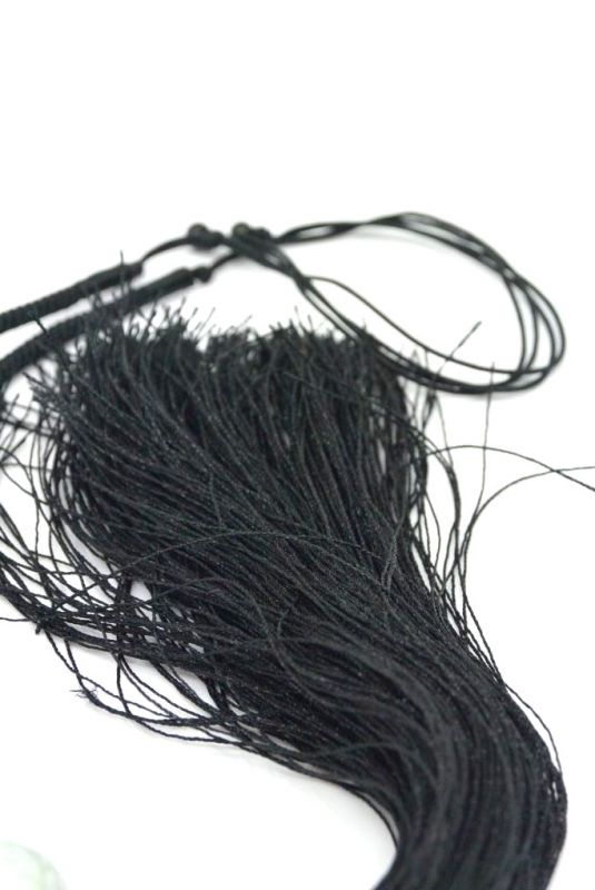 Cliquez sur la vignette pour agrandir et survolez la photo pour zoomer Collier avec son Pendentif en Jade Boule et Pompon 5