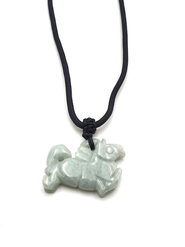 Collier avec son Pendentif en Jade Cheval