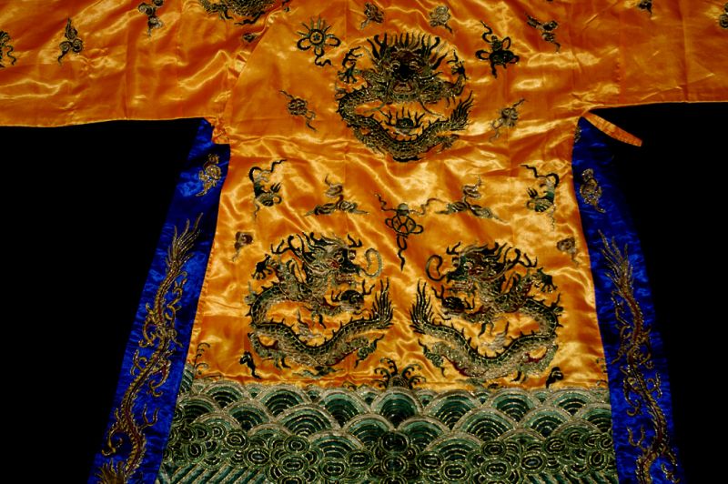 Cliquez sur la vignette pour agrandir et survolez la photo pour zoomer Costume traditionnels de Théâtre Chinois (age 10ans) - Orange 2