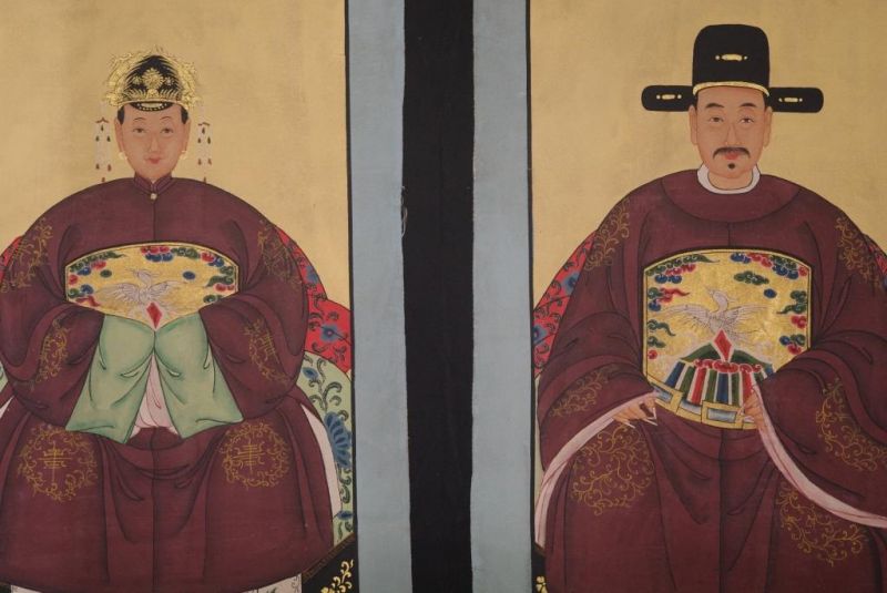 Cliquez sur la vignette pour agrandir et survolez la photo pour zoomer Couple d'ancêtres chinois Peinture Chinoise Bordeaux 2