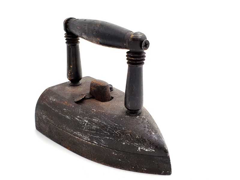 Cliquez sur la vignette pour agrandir et survolez la photo pour zoomer Fer à Repasser Chinois - Ancien - Province du Hebei 3