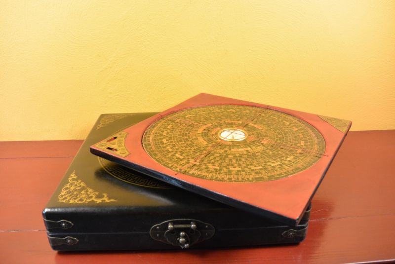 Cliquez sur la vignette pour agrandir et survolez la photo pour zoomer Grande Feng Shui Noire Dragon et Phénix 3