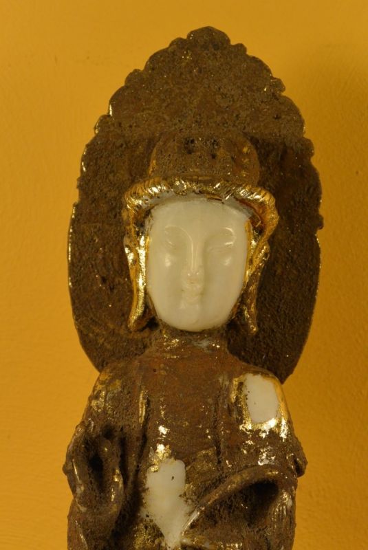 Cliquez sur la vignette pour agrandir et survolez la photo pour zoomer Grande Statue en Jade Bouddhisme Asiatique 2