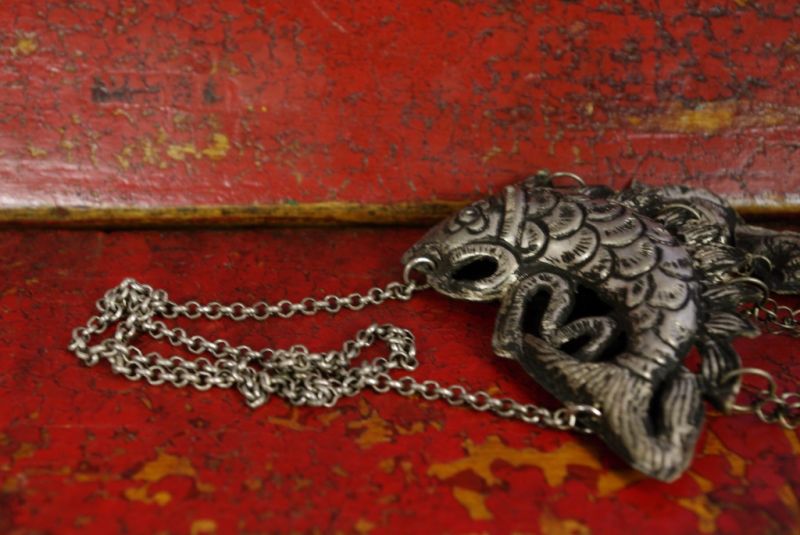 Cliquez sur la vignette pour agrandir et survolez la photo pour zoomer Grelot Chinois Poisson Miao 5