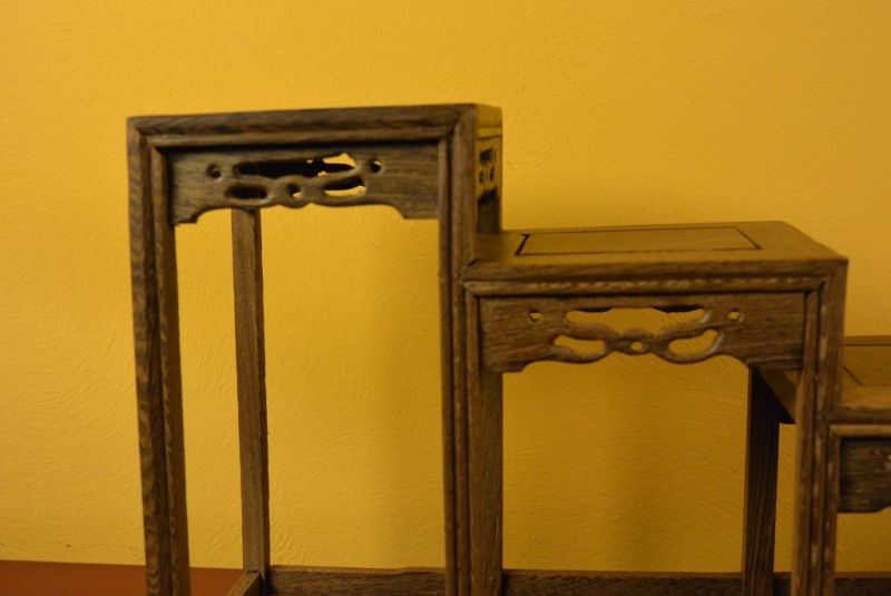 Cliquez sur la vignette pour agrandir et survolez la photo pour zoomer Meuble Chinois miniature - 4 emplacements 3