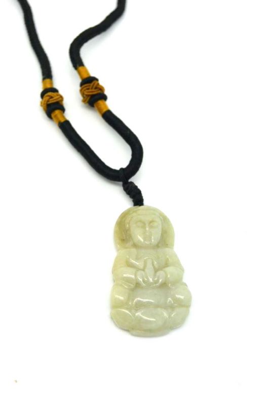 Cliquez sur la vignette pour agrandir et survolez la photo pour zoomer Pendentif en Jade Bouddha Blanc 5