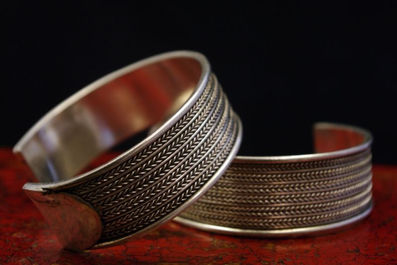 Cliquez sur la vignette pour agrandir et survolez la photo pour zoomer Petit Bracelet ethnique de Mariage minorité Miao 5