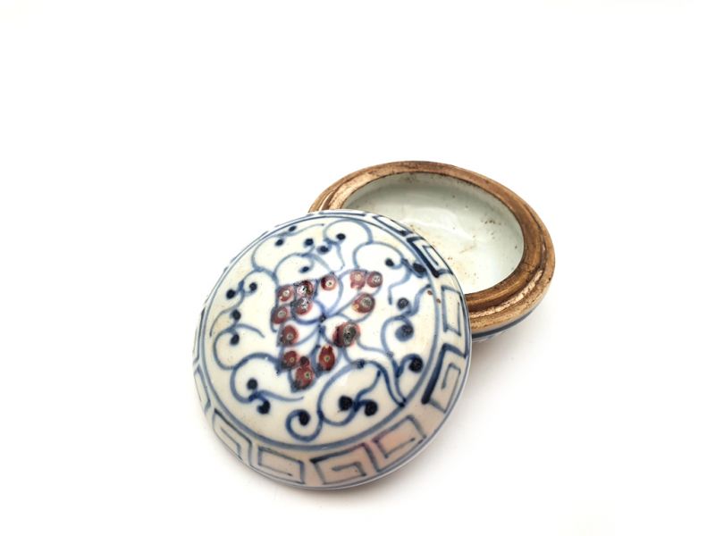 Cliquez sur la vignette pour agrandir et survolez la photo pour zoomer Petite boîte chinoise en porcelaine - Rond - Fleur 4