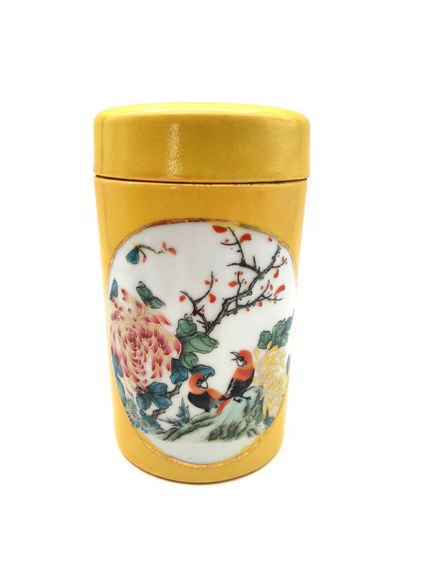 Cliquez sur la vignette pour agrandir et survolez la photo pour zoomer Petite Potiche Chinoise en Porcelaine Colorée - Jaune - Oiseaux sur une branche 2