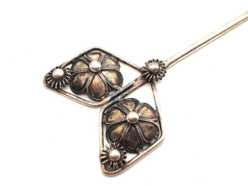 Cliquez sur la vignette pour agrandir et survolez la photo pour zoomer Pic à Cheveux ethnique Double Diamants Miao 2