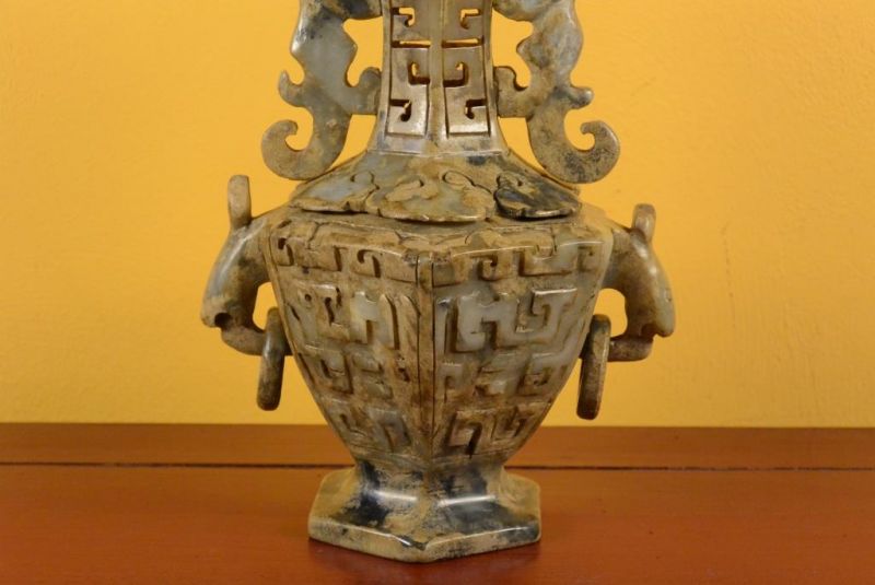 Cliquez sur la vignette pour agrandir et survolez la photo pour zoomer Pierre de Jade - Boite en jade 3