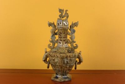 Pierre de Jade - Boite en jade