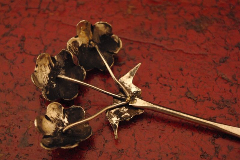 Cliquez sur la vignette pour agrandir et survolez la photo pour zoomer Piques à Cheveux 3 fleurs chinoises 5