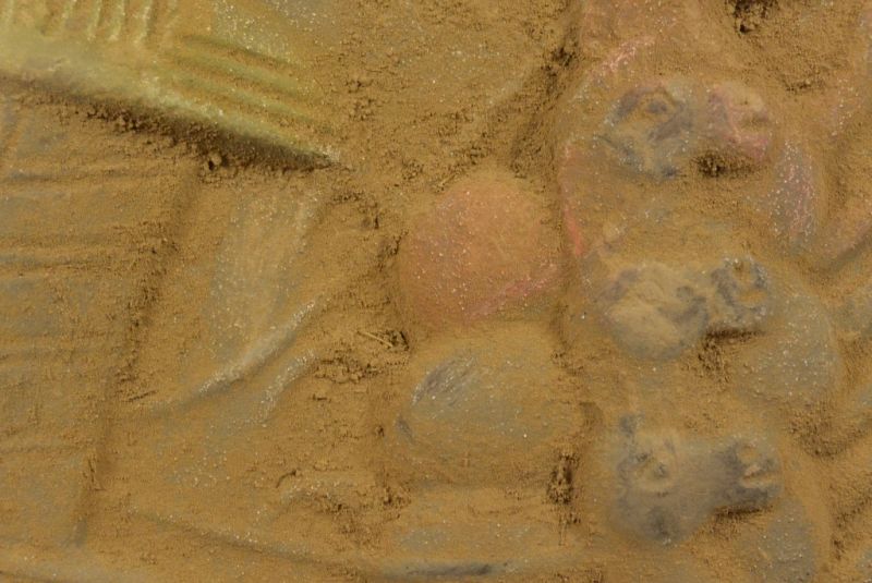 Cliquez sur la vignette pour agrandir et survolez la photo pour zoomer Plaque chinoise en Terre Cuite Calèche 4 chevaux 3