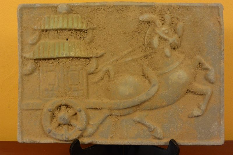 Cliquez sur la vignette pour agrandir et survolez la photo pour zoomer Plaque chinoise en Terre Cuite Cheval 2