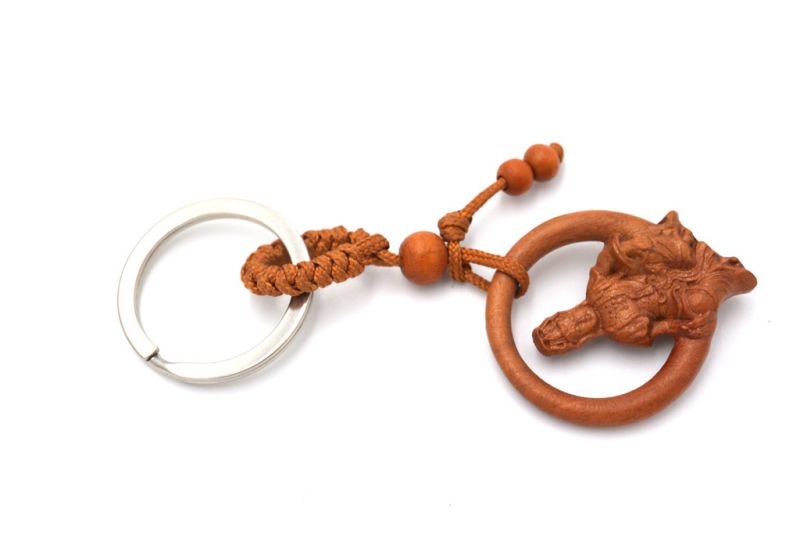 Cliquez sur la vignette pour agrandir et survolez la photo pour zoomer Porte Clés Feng Shui en bois - Déesse Guanyin 3