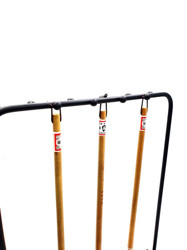 Cliquez sur la vignette pour agrandir et survolez la photo pour zoomer Porte-pinceaux chinois moderne - 9 emplacements pinceaux - Porte de temple 4