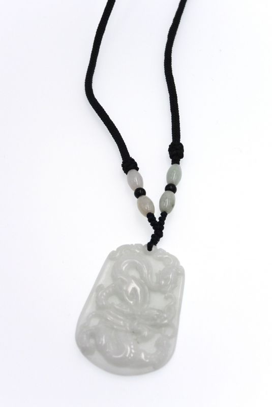 Cliquez sur la vignette pour agrandir et survolez la photo pour zoomer Signe du Zodiaque en Jade - Dragon - Blanc 2