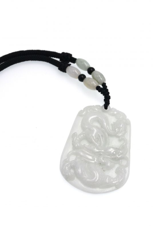 Cliquez sur la vignette pour agrandir et survolez la photo pour zoomer Signe du Zodiaque en Jade - Dragon - Blanc 3